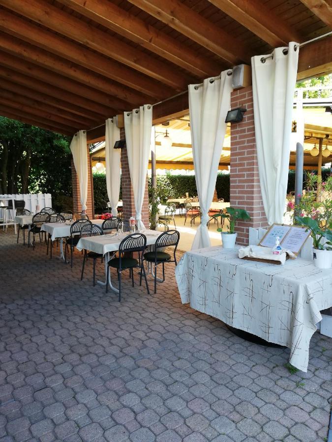 Albergo Villa Eva كوسترمانو المظهر الخارجي الصورة