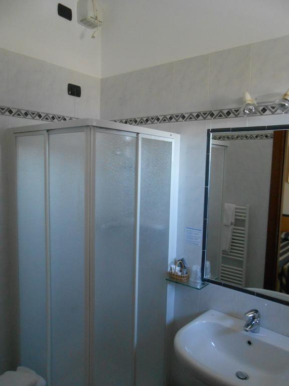 Albergo Villa Eva كوسترمانو المظهر الخارجي الصورة