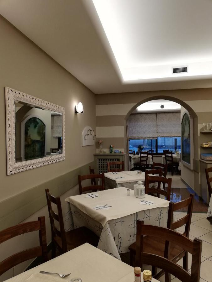 Albergo Villa Eva كوسترمانو المظهر الخارجي الصورة